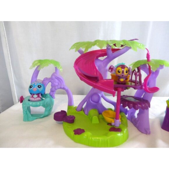 Spinmaster 2010 Zoobles Spring To Life Razoo's Treehouse Playset + Kelp Underwat - Picture 2 of 15